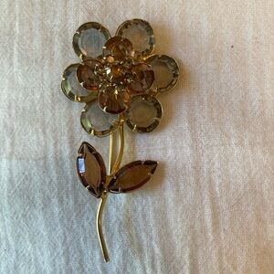 Stemmed Flower Vintage Brooch‎ Pin